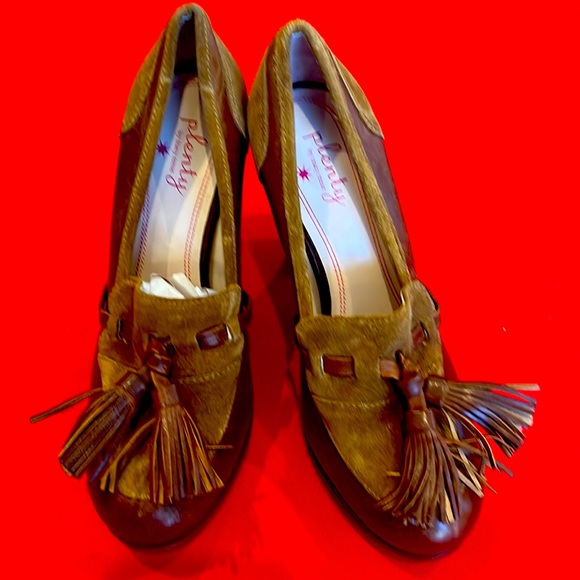 Plenty by Tracy Reese Shoes - Plenty by Tracy Reese block heel (36 1/2) 6 1/2 brown suede and leather sole NEW